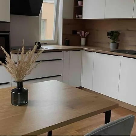 アパート Mely Rose