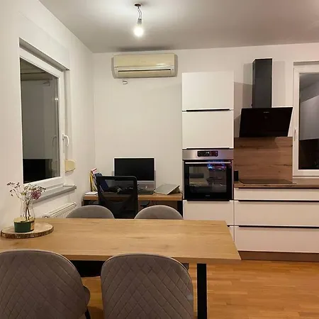 Mely Rose Apartmán Lublaň